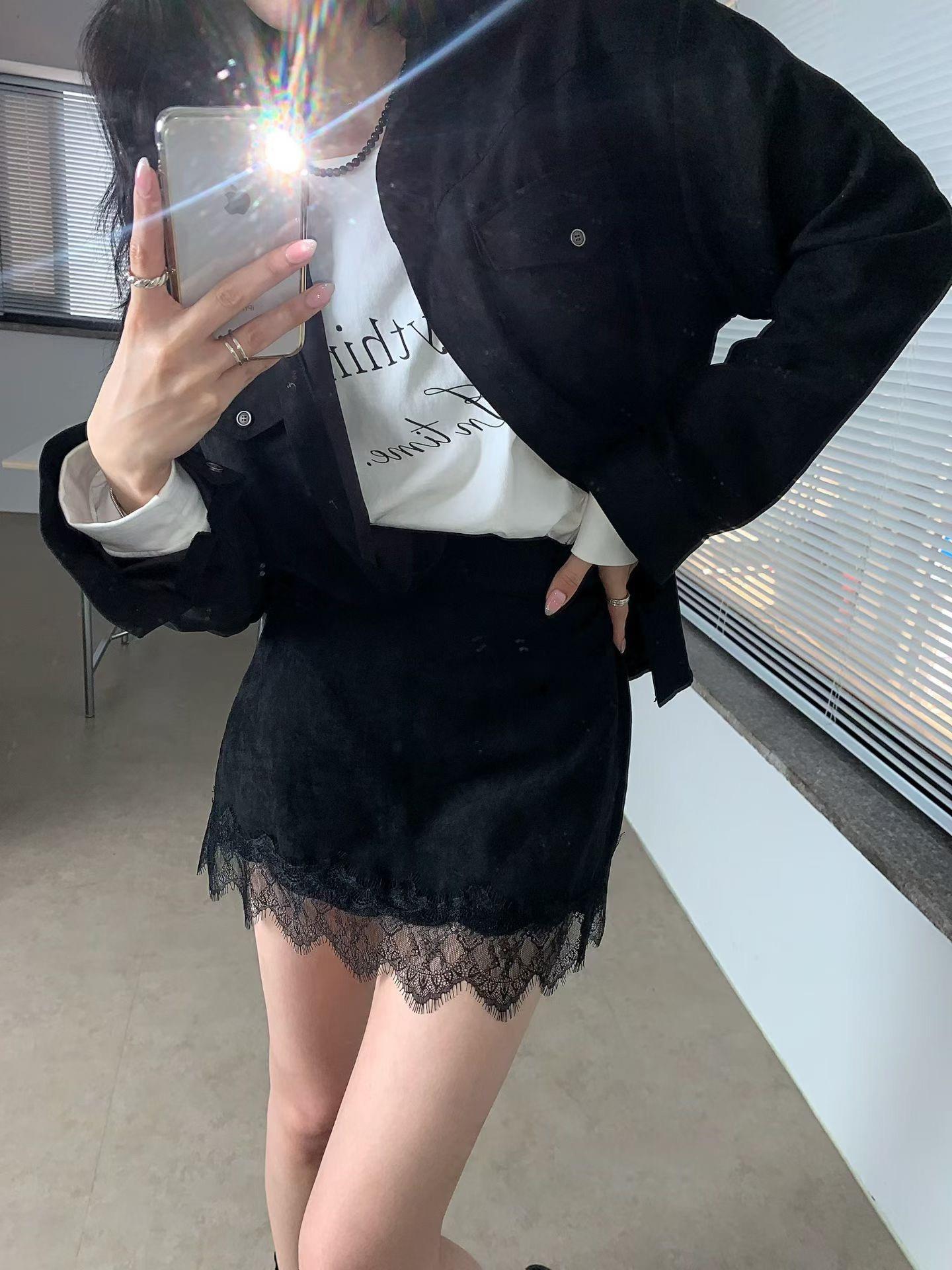 下擺蕾絲麂皮褲裙